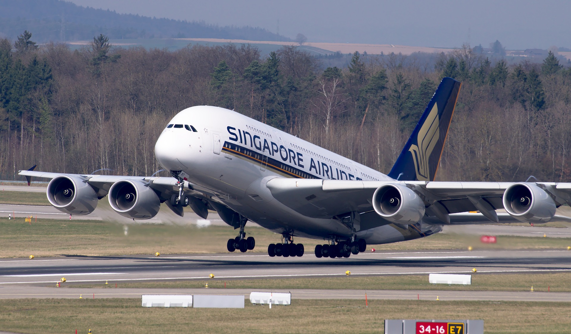 4 Singapore Aviation and Tourism Stocks That Could See a Better 2024