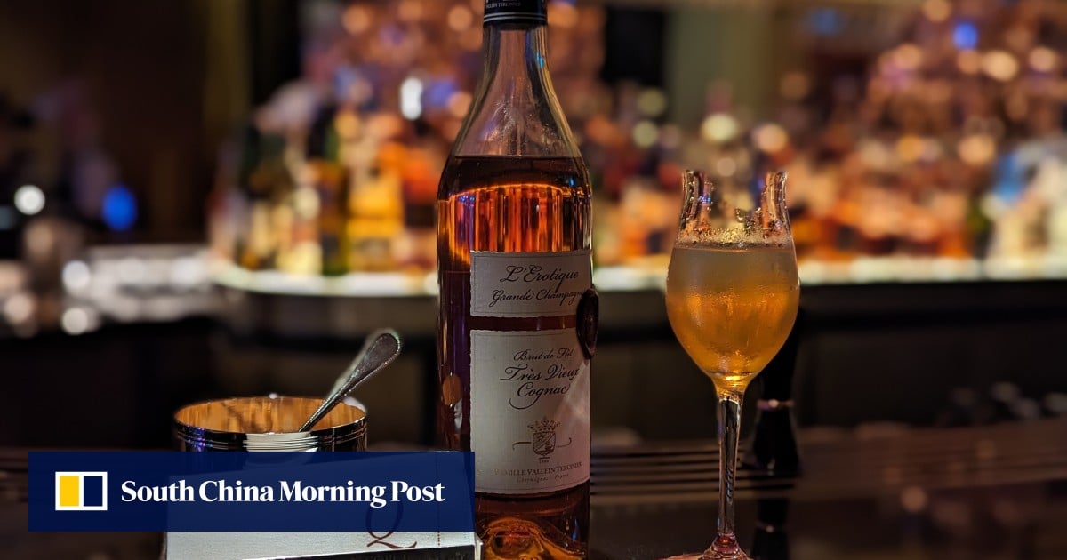 At US0 a glass, it’s the most expensive cocktail in Hong Kong. Is the Sazerac from the Regent hotel’s Qura Bar worth the money?