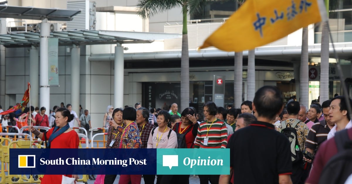 Opinion | Expert guest lecturers enliven group tours in many places. Good luck finding any who’d dare to explain Hong Kong nowadays