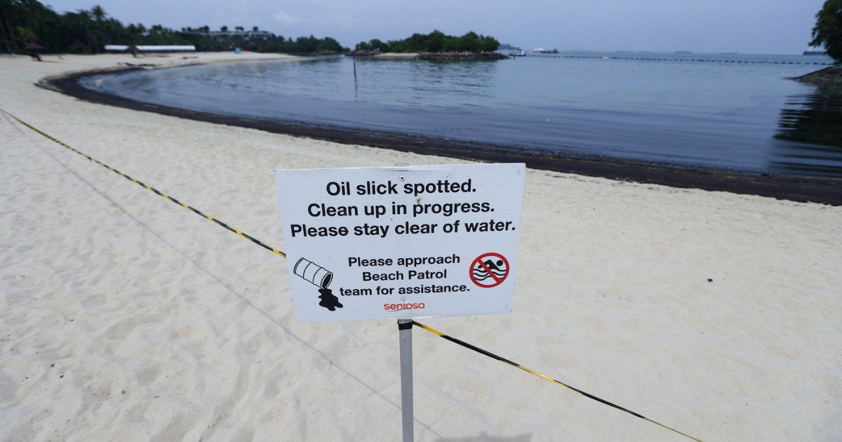 Everything About the Oil Spill That Led to Beach Closures in S’pore That is Known So Far