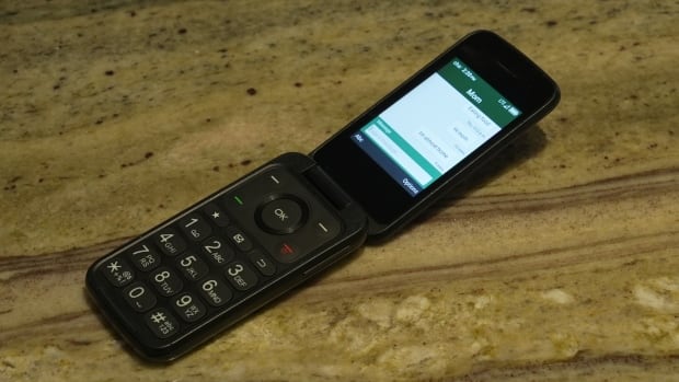 Is the flip phone back? Why some people are switching to dumbphones