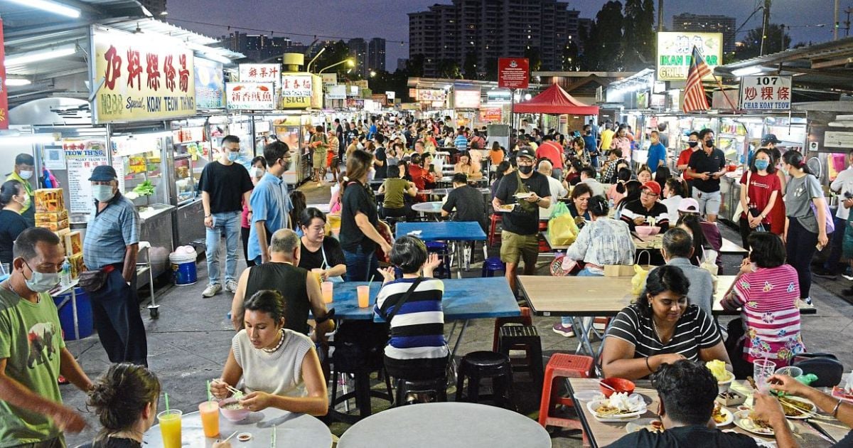 Penang Planning to Ban Foreigners from Cooking Local Food in Hawker Centres & Food Courts