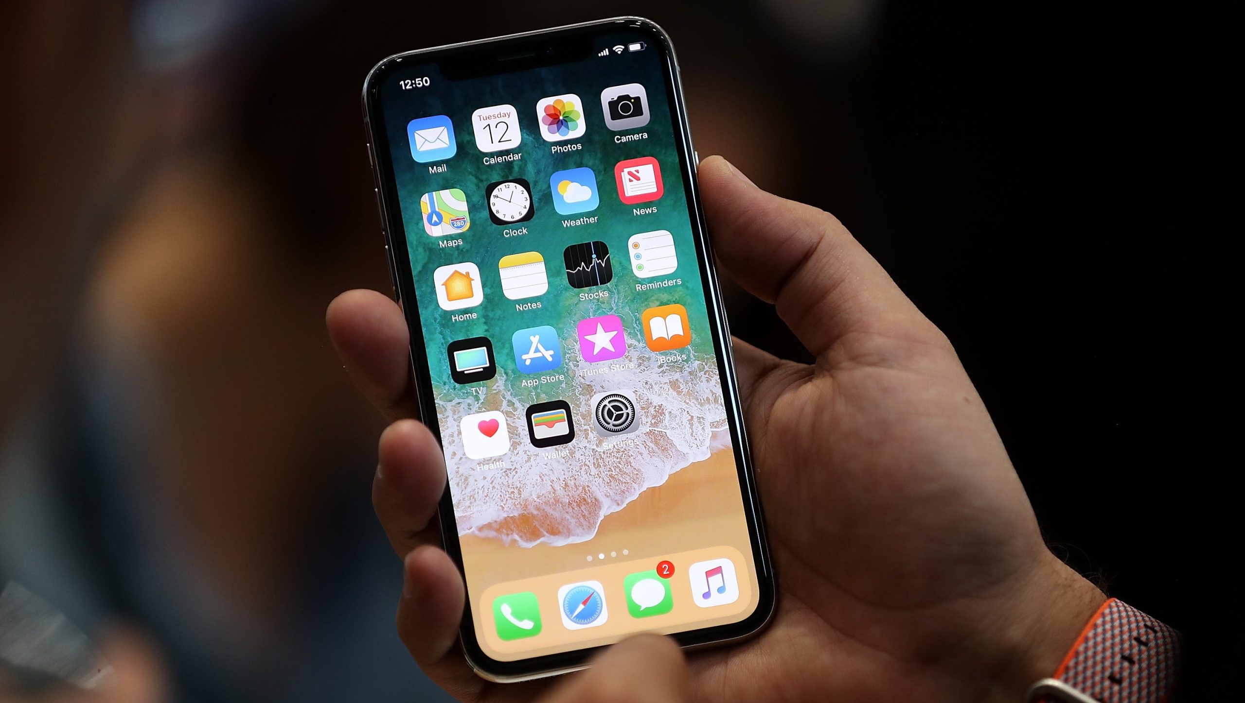 When is iPhone 16 coming out, and what are the iOS 18 features