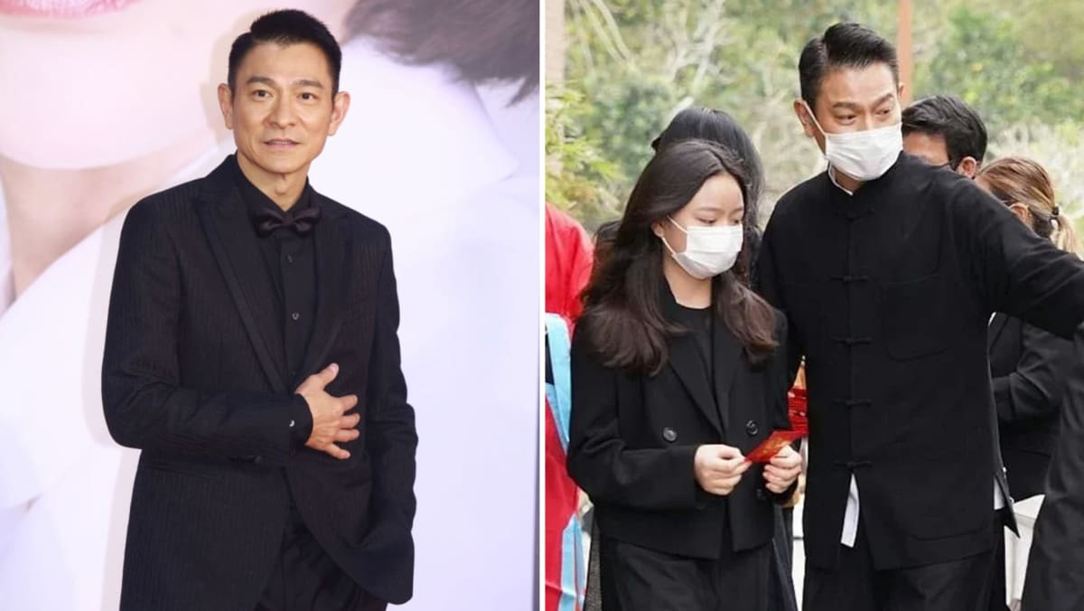 Andy Lau Seen Guarding Toilet For His 12-Yr-Old Daughter At HK Eatery