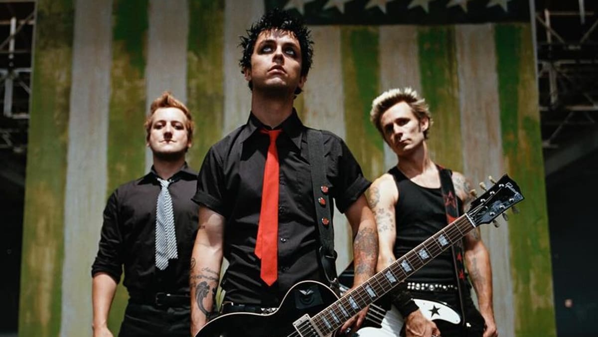 M’sian Netizens Thrilled Green Day Skipping S’pore To Perform In KL