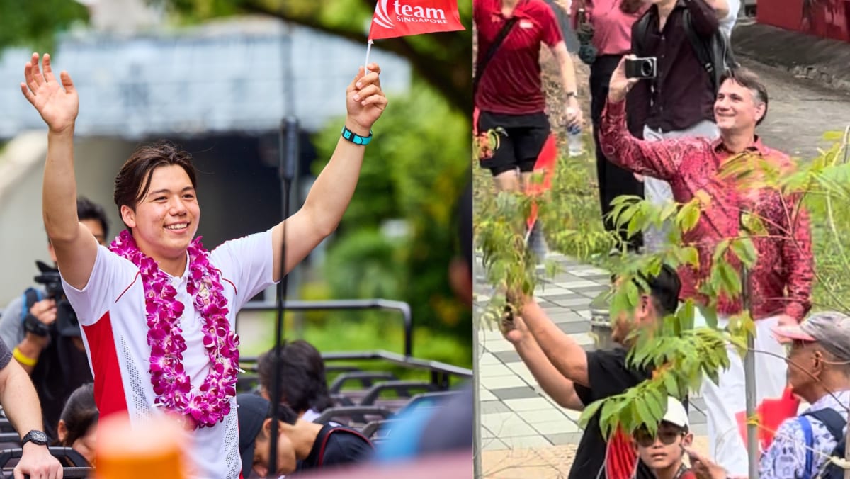 Max Maeder Didn’t See His Dad Waving To Him During The Celebratory Parade But Managed To Blow A Kiss To His Mum