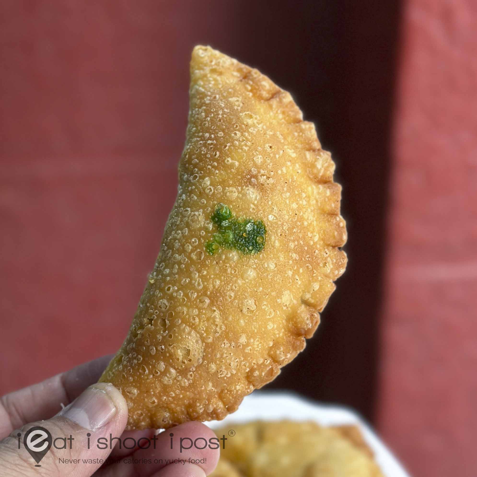 Yang’s Epok Epok: Still Fried Fresh at New Toa Payoh Stall