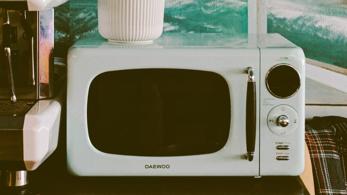 Microwave ovens: The best models in Singapore