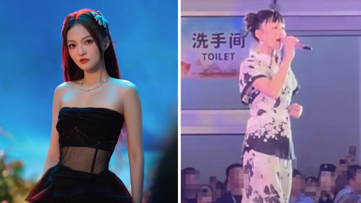 Angela Chang Mocked For Performing In Front Of Toilet Entrance In China