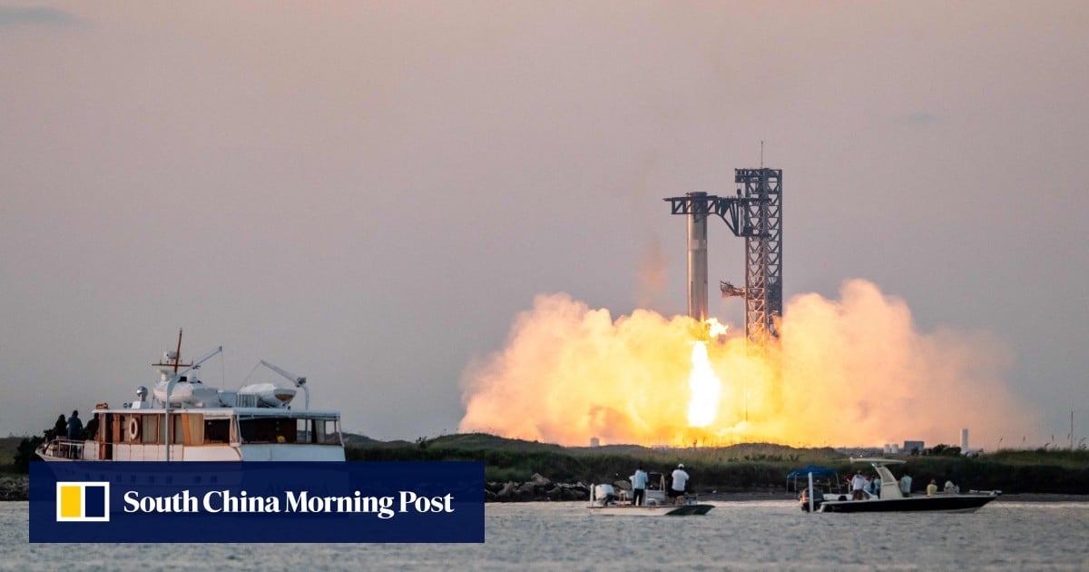 SpaceX catches giant Starship booster in fifth flight test