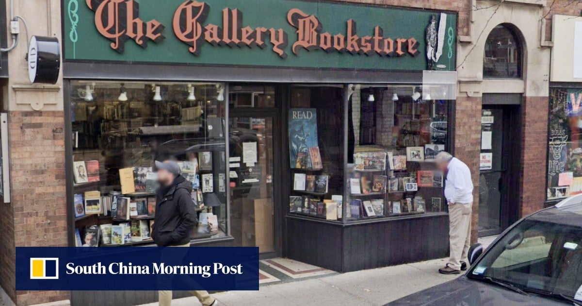 Chicago bookstore has clearance sale after owner’s death, except he hadn’t died