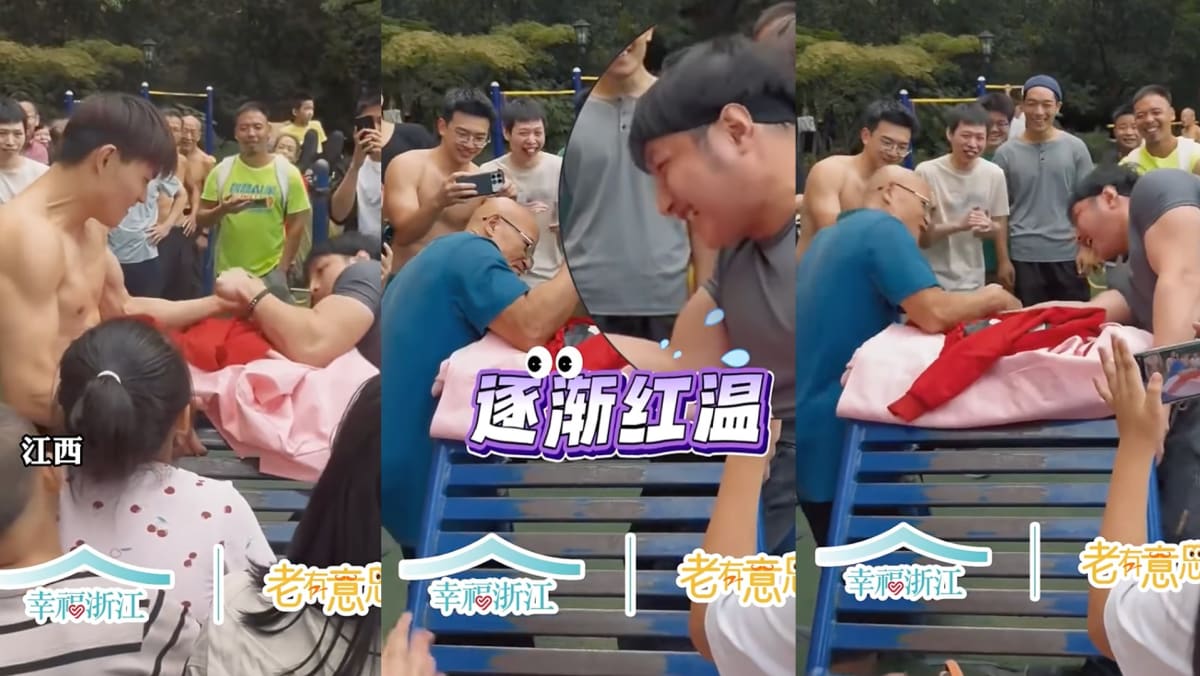 Old Man In China Easily Beats Young Bodybuilder In Arm Wrestling