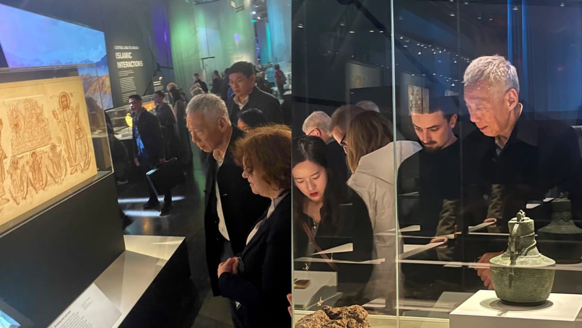 SM Lee Hsien Loong Spotted At Crowded London Museum Exhibit