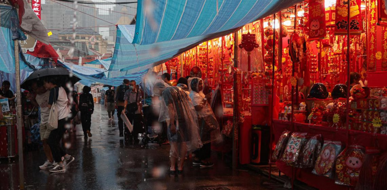 Chinatown Festive Market Struggles Due to Constant Rain; Vendors Reduce Stocks By Up to 40%