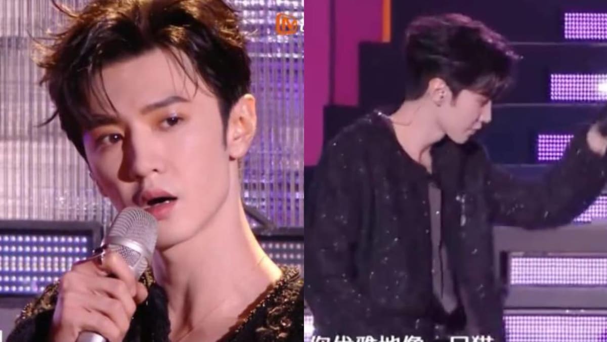 Chinese Actor Busted For Lip-Syncing After Forgetting To Use Mic While Performing