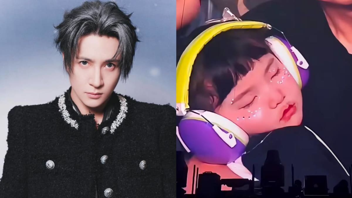 Joker Xue Tells Fans To Keep Quiet For Little Girl Who Slept With Headphones On During His Concert