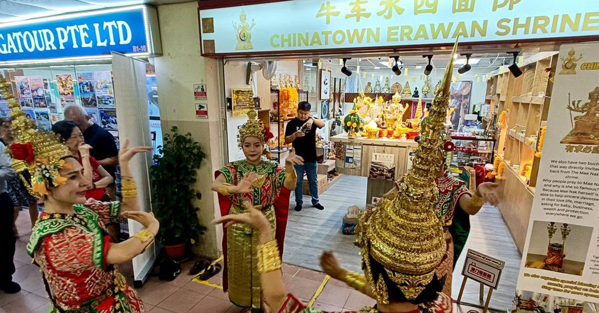 Woman Wins TOTO After Visiting People’s Park Centre Shrine; Engages Thai Dancers to Perform Afterwards