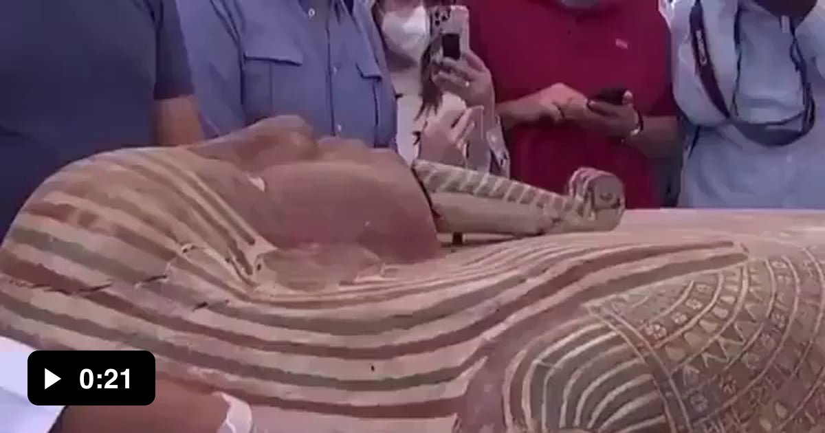 The mummy tomb that had been sealed for 2,500 years, discovered near Cairo